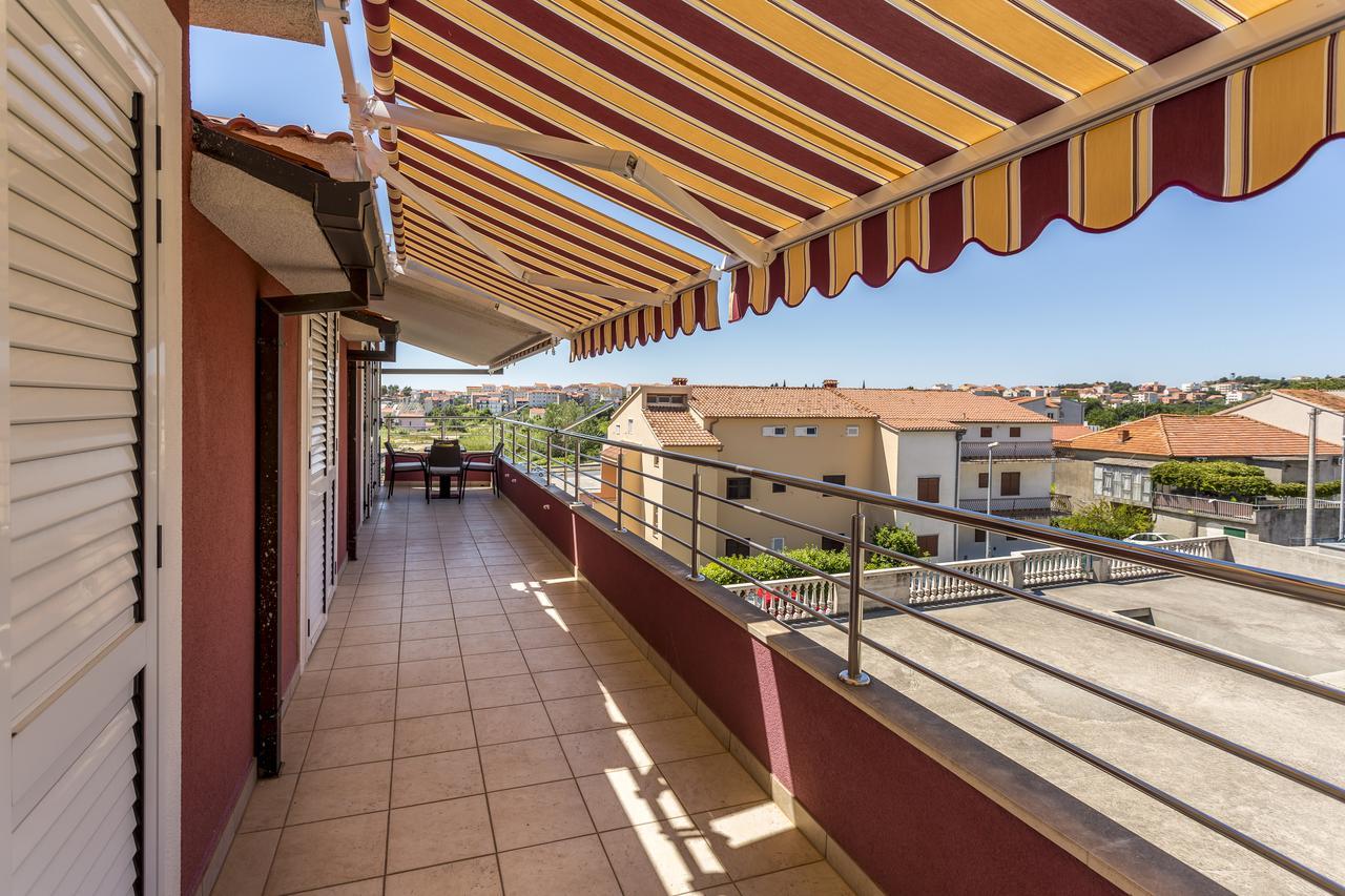 Apartmani Lukic Сплит Экстерьер фото