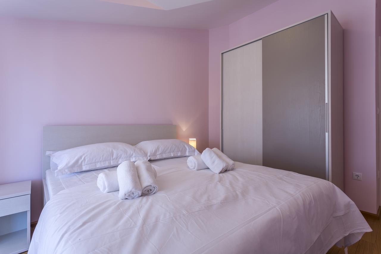 Apartmani Lukic Сплит Экстерьер фото