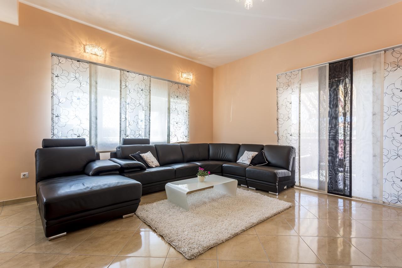 Apartmani Lukic Сплит Экстерьер фото