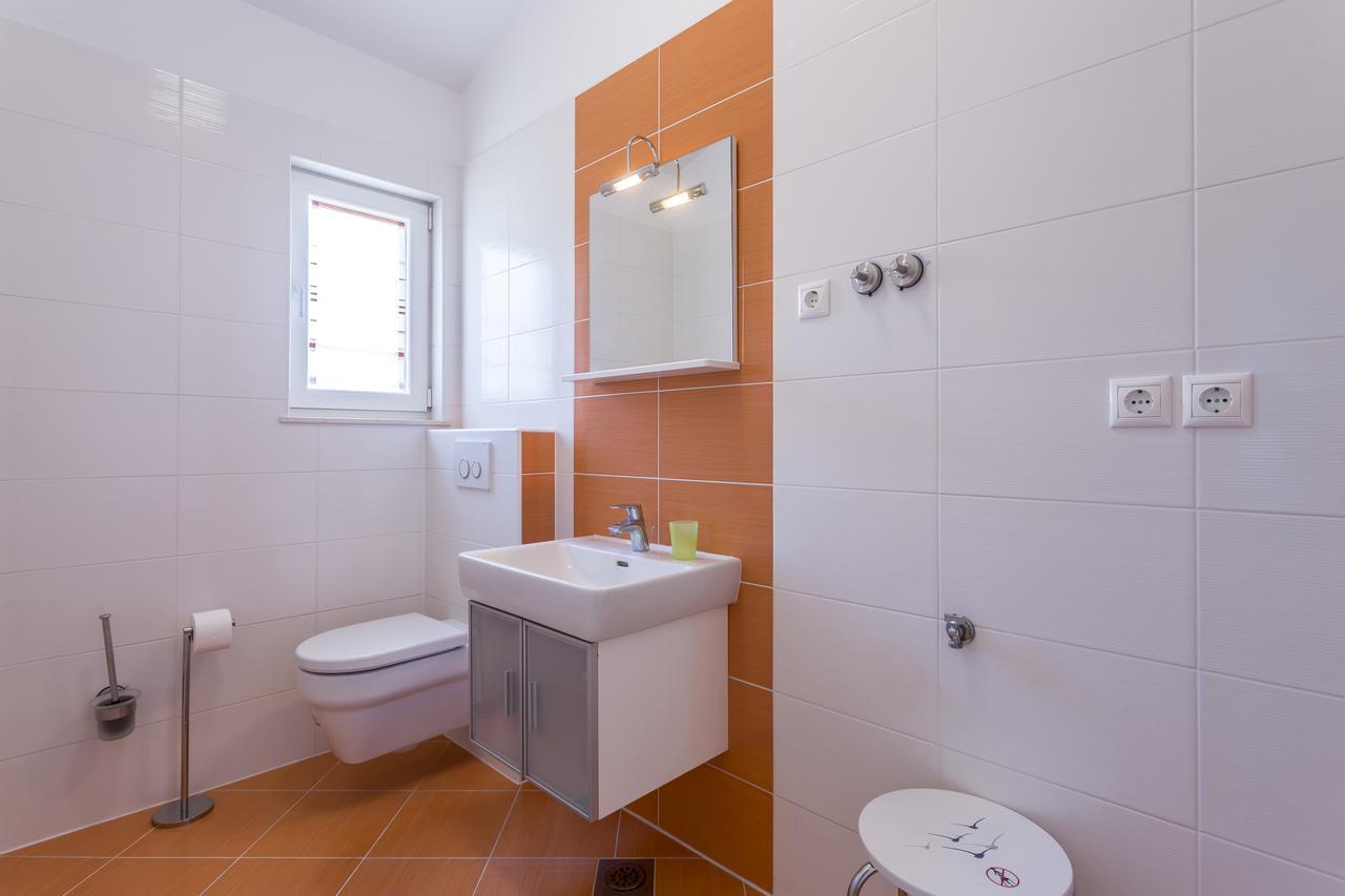 Apartmani Lukic Сплит Экстерьер фото