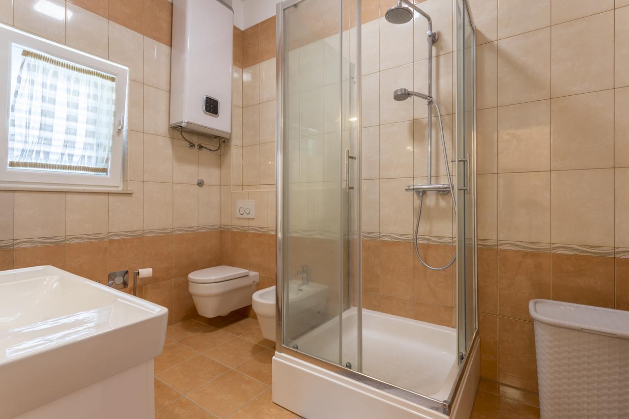 Apartmani Lukic Сплит Экстерьер фото